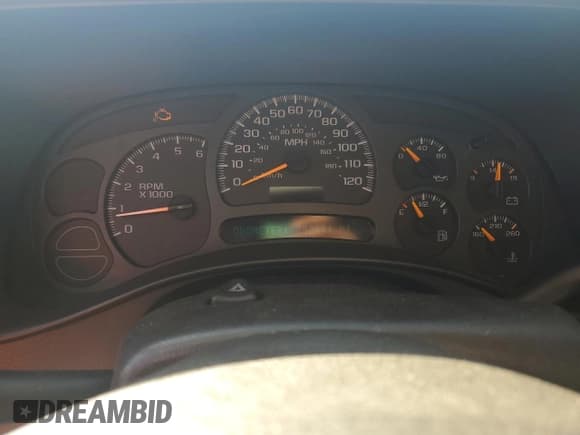 ✅ 2005 Chevrolet Silverado 1500 Z71 • VIN: 1GCEK19B95E126376 • Лот: 75753284. Опубликован ранее на Copart с пробегом 252 644 миль. Бесплатный доступ к архиву аукционных продаж из США и подробный отчёт об истории автомобиля на DreamBid. Изображение 9.