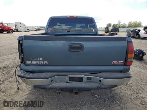 2007 GMC Sierra 1500 SLE1 with VIN 1GTEC19V67Z134728, listed as a Copart auction lot 77548324 with 196,849 mi miles and Salvage title. Bid and sale history available at DreamBid. Image 6.