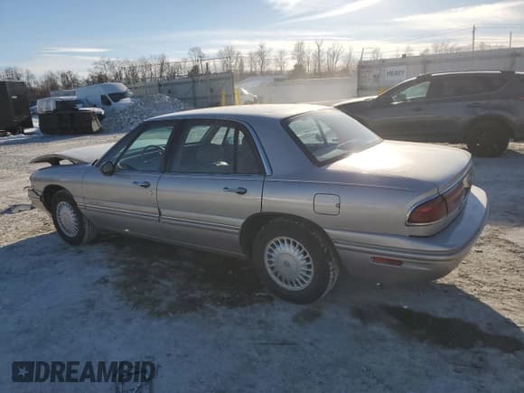 ✅ 1998 Buick LeSabre Limited • VIN: 1G4HR52K2WH462375 • Lot: 42148805. Listed on Copart with 89,911 mi. Free auction sales archive from the USA and detailed vehicle history report at DreamBid. Image 2.