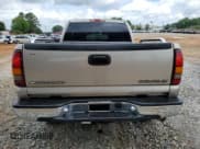 ✅ 2001 Chevrolet Silverado 2500HD LS • VIN: 1GCHK29U71E258941 • Лот: 56692395. Опубликован ранее на Copart с пробегом 189 133 миль. Бесплатный доступ к архиву аукционных продаж из США и подробный отчёт об истории автомобиля на DreamBid. Изображение 6.