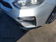 ✅ 2020 Kia Forte LXS • VIN: 3KPF24AD4LE205832 • Lot: 43133509. Listed on IAAI with 33,557 mi. Free auction sales archive from the USA and detailed vehicle history report at DreamBid. Image 6.