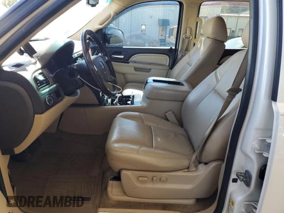 ✅ 2013 GMC Yukon Denali • VIN: 1GKS2EEF0DR202999 • Лот: 91002245. Опубликован ранее на Copart с пробегом 182 859 миль. Бесплатный доступ к архиву аукционных продаж из США и подробный отчёт об истории автомобиля на DreamBid. Изображение 7.