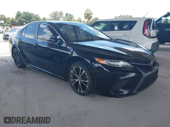 2019 Toyota Camry LE z VIN 4T1B11HKXKU217662, wystawiony jako IAAI lot #42639751 z przebiegiem 208 492 mil mil oraz . Historia ofert i sprzedaży dostępna na DreamBid. Obrazek 1.