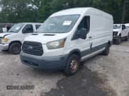 ✅ 2015 Ford Transit Cargo • VIN: 1FTNR2CM0FKA92570 • Lot: 43061239. Wystawiony na IAAI z przebiegiem 221 884 mil. Bezpłatny archiwum sprzedaży aukcyjnych z USA i szczegółowy raport historii pojazdu na DreamBid. Zdjęcie 17.