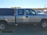 ✅ 2001 Chevrolet Silverado 2500HD LS • VIN: 1GCHK29161E337880 • Lot: 43442333. Listed on IAAI with 174,128 mi. Free auction sales archive from the USA and detailed vehicle history report at DreamBid. Image 13.