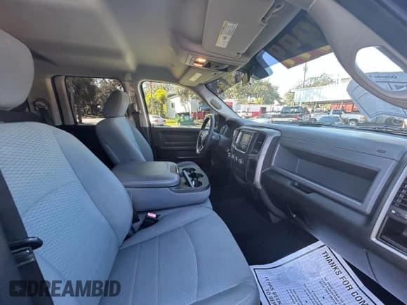 ✅ 2018 Ram 1500 Tradesman • VIN: 1C6RR6FT8JS304918 • Лот: 90131185. Опубликован ранее на Copart с пробегом 131 371 миль. Бесплатный доступ к архиву аукционных продаж из США и подробный отчёт об истории автомобиля на DreamBid. Изображение 5.