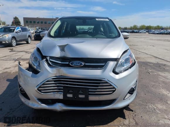 ✅ 2018 Ford C-Max Titanium • VIN: 1FADP5DU0JL103187 • Lot: 56377635. Wystawiony na Copart z przebiegiem 67 095 mil. Bezpłatny archiwum sprzedaży aukcyjnych z USA i szczegółowy raport historii pojazdu na DreamBid. Zdjęcie 5.