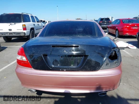 ✅ 2008 Mercedes-Benz SLK 350 • VIN: WDBWK56F78F177603 • Лот: 42899520. Опубликован ранее на IAAI с пробегом 118 777 миль. Бесплатный доступ к архиву аукционных продаж из США и подробный отчёт об истории автомобиля на DreamBid. Изображение 17.