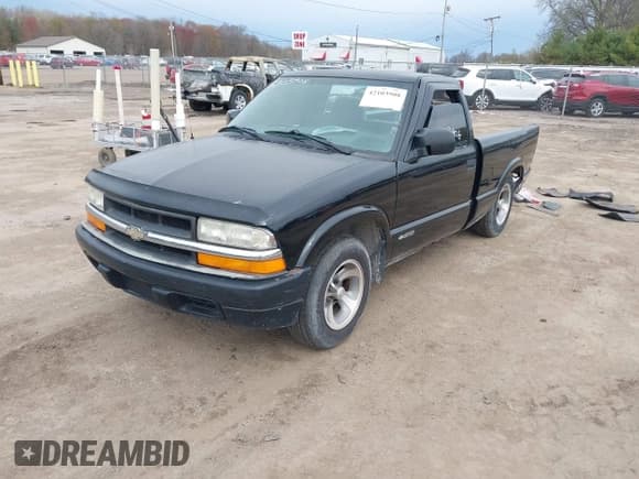 ✅ 1999 Chevrolet S-10 LS • VIN: 1GCCS1448XK236761 • Лот: 42103908. Опубликован ранее на IAAI с пробегом Не указан. Бесплатный доступ к архиву аукционных продаж из США и подробный отчёт об истории автомобиля на DreamBid. Изображение 2.