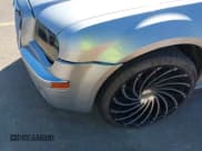 ✅ 2006 Chrysler 300 C • VIN: 2C3KA63HX6H396635 • Лот: 43472271. Опубликован ранее на IAAI с пробегом 169 581 миль. Бесплатный доступ к архиву аукционных продаж из США и подробный отчёт об истории автомобиля на DreamBid. Изображение 12.