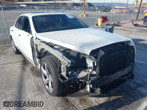 ✅ 2017 Bentley Mulsanne • VIN: SCBBG7ZHXHC003202 • Lot: 41706373. Listed on IAAI with 42,703 mi. Free auction sales archive from the USA and detailed vehicle history report at DreamBid. Image 1.