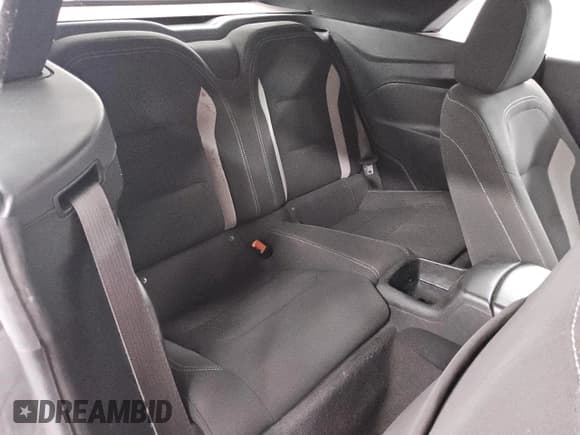 ✅ 2020 Chevrolet Camaro 1LT • VIN: 1G1FB3DX0L0130628 • Lot: 80318235. Listed on Copart with 83,509 mi. Free auction sales archive from the USA and detailed vehicle history report at DreamBid. Image 10.