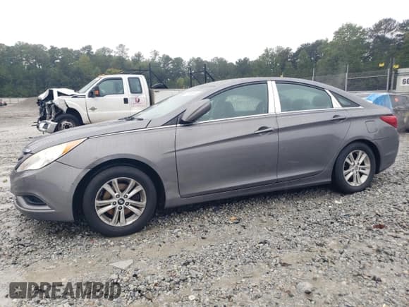 ✅ 2011 Hyundai Sonata GLS • VIN: 5NPEB4AC9BH285528 • Lot: 73058664. Listed on Copart with 182,676 mi. Free auction sales archive from the USA and detailed vehicle history report at DreamBid. Image 1.