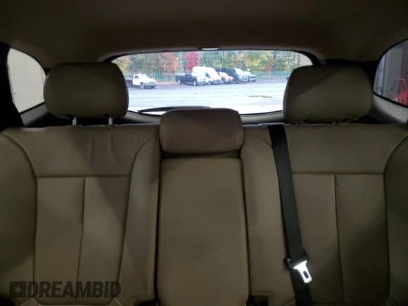 2012 Hyundai Santa Fe Limited с VIN 5XYZK3AB7CG141455, выставлен на аукционе Copart как лот 75635924 с пробегом 122 165 миль миль и Списание • Salvage title. История ставок и продаж доступна на DreamBid. Изображение 10.