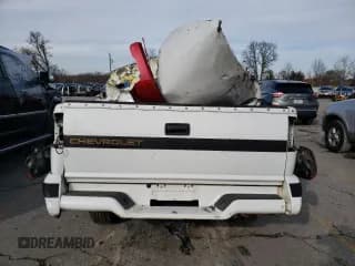 ✅ 1995 Chevrolet S-10 LS • VIN: 1GCCS194XS8124946 • Лот: 82856673. Опубликован ранее на Copart с пробегом 93 377 миль. Бесплатный доступ к архиву аукционных продаж из США и подробный отчёт об истории автомобиля на DreamBid. Изображение 6.