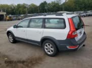 ✅ 2008 Volvo XC70 • VIN: YV4BZ982281005521 • Lot: 72681474. Listed on Copart with 184,787 mi. Free auction sales archive from the USA and detailed vehicle history report at DreamBid. Image 2.