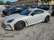 ✅ 2024 Toyota 86 • VIN: JF1ZNBB18R8757842 • Lot: 81617955. Listed on Copart with 19,197 mi. Free auction sales archive from the USA and detailed vehicle history report at DreamBid. Image 1.