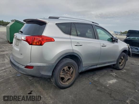 ✅ 2014 Toyota RAV4 LE • VIN: 2T3ZFREV1EW084444 • Lot: 94656435. Listed on Copart with 160,992 mi. Free auction sales archive from the USA and detailed vehicle history report at DreamBid. Image 3.