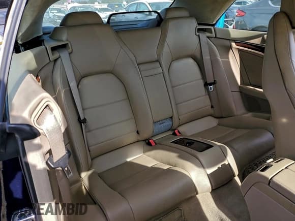 ✅ 2012 Mercedes-Benz E 350 • VIN: WDDKK5KF4CF156535 • Lot: 95341695. Wystawiony na Copart z przebiegiem 154 148 mil. Bezpłatny archiwum sprzedaży aukcyjnych z USA i szczegółowy raport historii pojazdu na DreamBid. Zdjęcie 10.