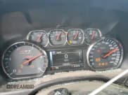 ✅ 2015 Chevrolet Silverado 2500HD LT • VIN: 1GC1KVE83FF135165 • Лот: 53682285. Опубликован ранее на Copart с пробегом 199 266 миль. Бесплатный доступ к архиву аукционных продаж из США и подробный отчёт об истории автомобиля на DreamBid. Изображение 9.