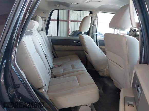 ✅ 2011 Ford Expedition XL • VIN: 1FMJU1G55BEF24343 • Лот: 42666380. Опубликован ранее на IAAI с пробегом 182 534 миль. Бесплатный доступ к архиву аукционных продаж из США и подробный отчёт об истории автомобиля на DreamBid. Изображение 8.