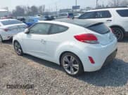 ✅ 2012 Hyundai Veloster w/Gray Int • VIN: KMHTC6AD7CU021221 • Lot: 41892407. Wystawiony na IAAI z przebiegiem 127 134 mil. Bezpłatny archiwum sprzedaży aukcyjnych z USA i szczegółowy raport historii pojazdu na DreamBid. Zdjęcie 3.