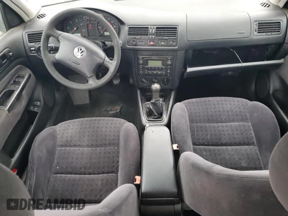 ✅ 2003 Volkswagen Jetta GLS • VIN: 3VWSP69MX3M101946 • Lot: 84433825. Listed on Copart with 260,947 mi. Free auction sales archive from the USA and detailed vehicle history report at DreamBid. Image 8.