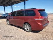 ✅ 2011 Toyota Sienna LE • VIN: 5TDKK3DC0BS103251 • Lot: 82477175. Wystawiony na Copart z przebiegiem 156 846 mil. Bezpłatny archiwum sprzedaży aukcyjnych z USA i szczegółowy raport historii pojazdu na DreamBid. Zdjęcie 2.