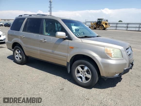 ✅ 2006 Honda Pilot EX • VIN: 2HKYF18406H523898 • Lot: 70336865. Listed on Copart with 178,765 mi. Free auction sales archive from the USA and detailed vehicle history report at DreamBid. Image 4.
