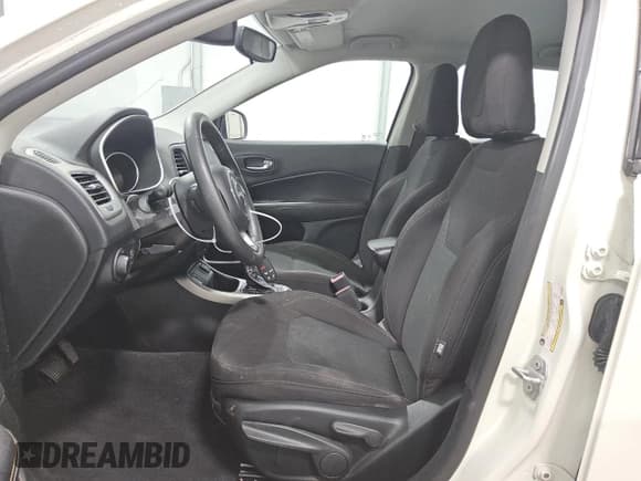 ✅ 2021 Jeep Compass Sport • VIN: 3C4NJCAB5MT560061 • Lot: 70328095. Listed on Copart with 76,635 mi. Free auction sales archive from the USA and detailed vehicle history report at DreamBid. Image 7.