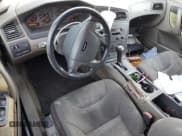 ✅ 2001 Volvo V70 • VIN: YV1SW61R011116151 • Lot: 82431115. Listed on Copart with 187,260 mi. Free auction sales archive from the USA and detailed vehicle history report at DreamBid. Image 8.