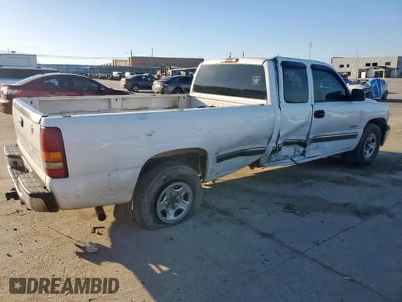 2002 Chevrolet Silverado 1500 with VIN 1GCEC19T92E302862, listed as a Copart auction lot 46956105 with Not provided miles and Salvage title. Bid and sale history available at DreamBid. Image 3.