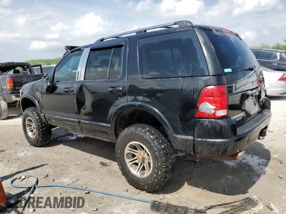 ✅ 2003 Ford Explorer Limited • VIN: 1FMZU75W83ZB44697 • Lot: 51211924. Wystawiony na Copart z przebiegiem 233 014 mil. Bezpłatny archiwum sprzedaży aukcyjnych z USA i szczegółowy raport historii pojazdu na DreamBid. Zdjęcie 2.