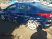 2013 Hyundai Elantra GLS z VIN KMHDH4AE5DU711232, wystawiony jako IAAI lot #43526333 z przebiegiem 92 535 mil mil oraz . Historia ofert i sprzedaży dostępna na DreamBid. Obrazek 6.