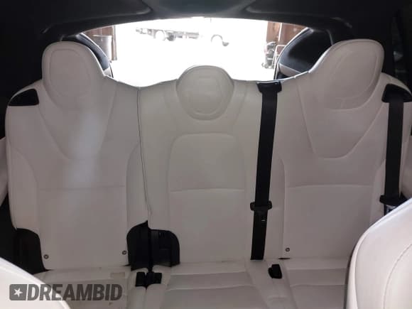 ✅ 2018 Tesla Model X 75D • VIN: 5YJXCDE23JF125715 • Лот: 43004077. Опубликован ранее на IAAI с пробегом 85 630 миль. Бесплатный доступ к архиву аукционных продаж из США и подробный отчёт об истории автомобиля на DreamBid. Изображение 8.