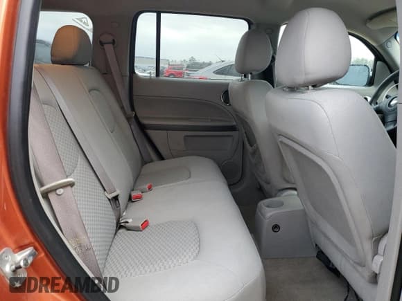✅ 2006 Chevrolet HHR LT • VIN: 3GNDA23D16S629400 • Lot: 88807135. Listed on Copart with 177,597 mi. Free auction sales archive from the USA and detailed vehicle history report at DreamBid. Image 10.