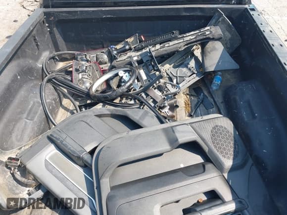 ✅ 2021 Ram 2500 Big Horn • VIN: 3C6UR5DL3MG610847 • Lot: 42298233. Wystawiony na IAAI z przebiegiem 96 420 mil. Bezpłatny archiwum sprzedaży aukcyjnych z USA i szczegółowy raport historii pojazdu na DreamBid. Zdjęcie 12.