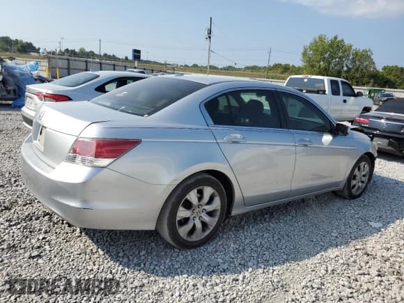 ✅ 2008 Honda Accord EX-L • VIN: 1HGCP25858A113257 • Lot: 68263645. Listed on Copart with 416,397 mi. Free auction sales archive from the USA and detailed vehicle history report at DreamBid. Image 3.