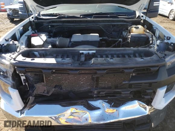 ✅ 2022 Chevrolet Silverado 2500HD Work Truck • VIN: 1GC0WLE78NF247468 • Лот: 46803825. Опубликован ранее на Copart с пробегом 77 248 миль. Бесплатный доступ к архиву аукционных продаж из США и подробный отчёт об истории автомобиля на DreamBid. Изображение 11.