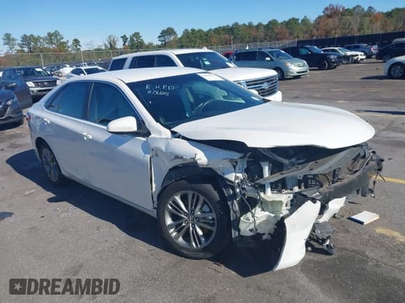 ✅ 2015 Toyota Camry SE • VIN: 4T1BF1FK3FU081837 • Lot: 43639715. Listed on IAAI with 126,513 mi. Free auction sales archive from the USA and detailed vehicle history report at DreamBid. Image 1.