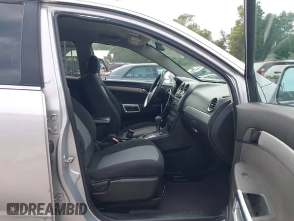 2012 Chevrolet Captiva Sport LT with VIN 3GNAL3E50CS647603, listed as a IAAI auction lot 43277361 with 89,153 mi miles and . Bid and sale history available at DreamBid. Image 5.