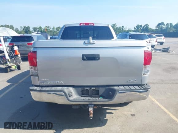 ✅ 2012 Toyota Tundra • VIN: 5TFUY5F18CX251545 • Лот: 42623969. Опубликован ранее на IAAI с пробегом 198 318 миль. Бесплатный доступ к архиву аукционных продаж из США и подробный отчёт об истории автомобиля на DreamBid. Изображение 16.