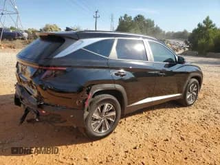 ✅ 2023 Hyundai Tucson Blue • VIN: KM8JBCA12PU123630 • Lot: 75950354. Wystawiony na Copart z przebiegiem 78 233 mil. Bezpłatny archiwum sprzedaży aukcyjnych z USA i szczegółowy raport historii pojazdu na DreamBid. Zdjęcie 3.