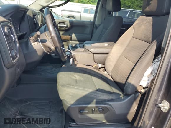 ✅ 2021 Chevrolet Silverado 1500 RST • VIN: 1GCUYEET6MZ348932 • Лот: 68619004. Опубликован ранее на Copart с пробегом 125 130 миль. Бесплатный доступ к архиву аукционных продаж из США и подробный отчёт об истории автомобиля на DreamBid. Изображение 7.