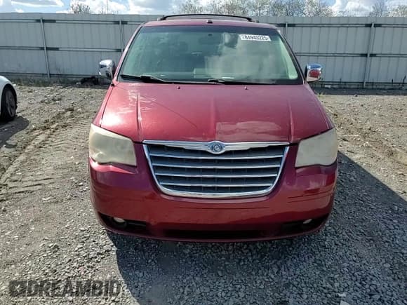 ✅ 2010 Chrysler Town & Country Touring Plus • VIN: 2A4RR8DX0AR321024 • Lot: 84940225. Wystawiony na Copart z przebiegiem 246 813 mil. Bezpłatny archiwum sprzedaży aukcyjnych z USA i szczegółowy raport historii pojazdu na DreamBid. Zdjęcie 14.