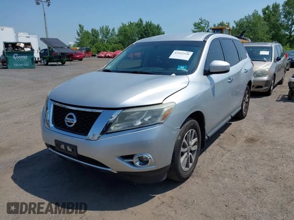 ✅ 2014 Nissan Pathfinder S • VIN: 5N1AR2MMXEC663371 • Lot: 42422226. Wystawiony na IAAI z przebiegiem 141 844 mil. Bezpłatny archiwum sprzedaży aukcyjnych z USA i szczegółowy raport historii pojazdu na DreamBid. Zdjęcie 2.