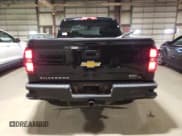 ✅ 2017 Chevrolet Silverado 1500 LT • VIN: 3GCUKREC8HG189099 • Лот: 61019264. Опубликован ранее на Copart с пробегом 104 873 миль. Бесплатный доступ к архиву аукционных продаж из США и подробный отчёт об истории автомобиля на DreamBid. Изображение 6.