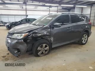 ✅ 2013 Toyota RAV4 XLE • VIN: JTMRFREVXD5015483 • Lot: 92503185. Wystawiony na Copart z przebiegiem 124 767 mil. Bezpłatny archiwum sprzedaży aukcyjnych z USA i szczegółowy raport historii pojazdu na DreamBid. Zdjęcie 1.