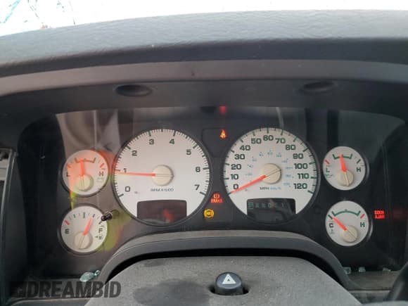 ✅ 2004 Dodge 2500 ST • VIN: 3D7KA28D24G281010 • Lot: 77801814. Wystawiony na Copart z przebiegiem Nie podano. Bezpłatny archiwum sprzedaży aukcyjnych z USA i szczegółowy raport historii pojazdu na DreamBid. Zdjęcie 9.