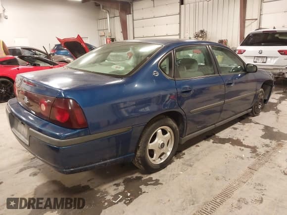 ✅ 2004 Chevrolet Impala • VIN: 2G1WF52E549205672 • Lot: 43766412. Listed on IAAI with 52,532 mi. Free auction sales archive from the USA and detailed vehicle history report at DreamBid. Image 4.